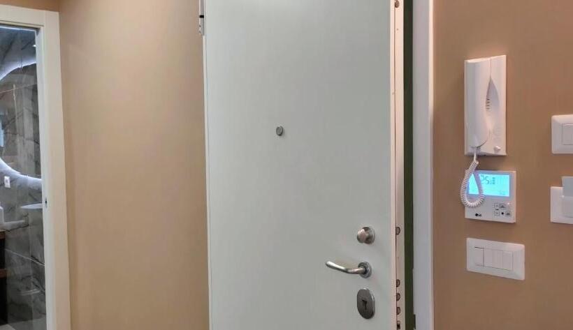 سوییت خانوادگی, Effe4 Lovely Room