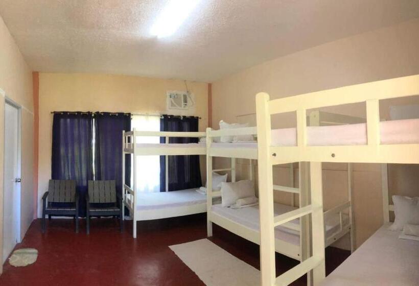 اتاق خانوادگی, Azzura Budget Rooms
