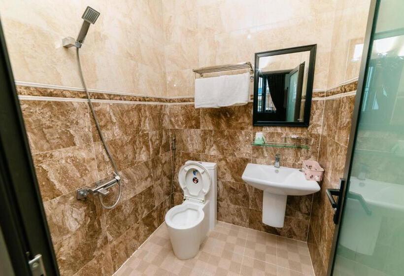 اتاق پریمیوم چهارنفره, Khách Sạn Thảo Vân đà Nẵng