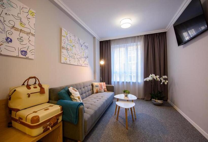 스탠다드 스튜디오, Location