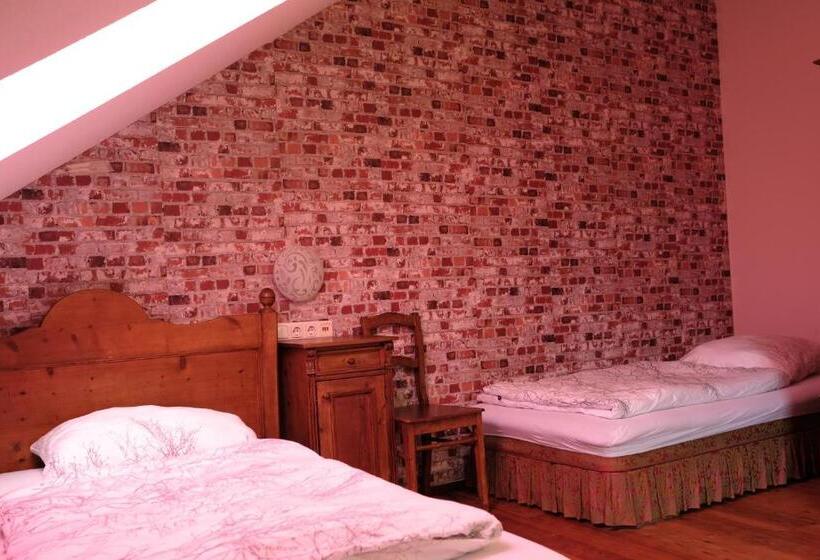 스탠다드 룸, Minjo