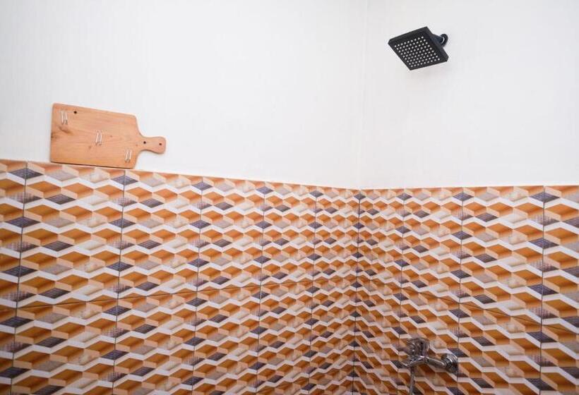 디럭스 룸, Reddoorz Near Terminal Bus Purwokerto