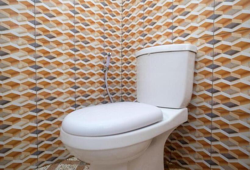 디럭스 룸, Reddoorz Near Terminal Bus Purwokerto