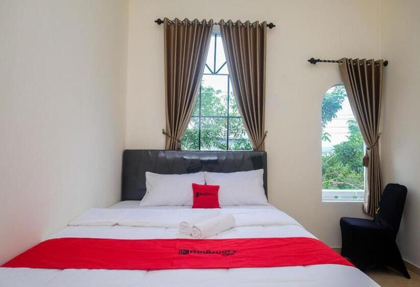 디럭스 룸, Reddoorz Near Terminal Bus Purwokerto