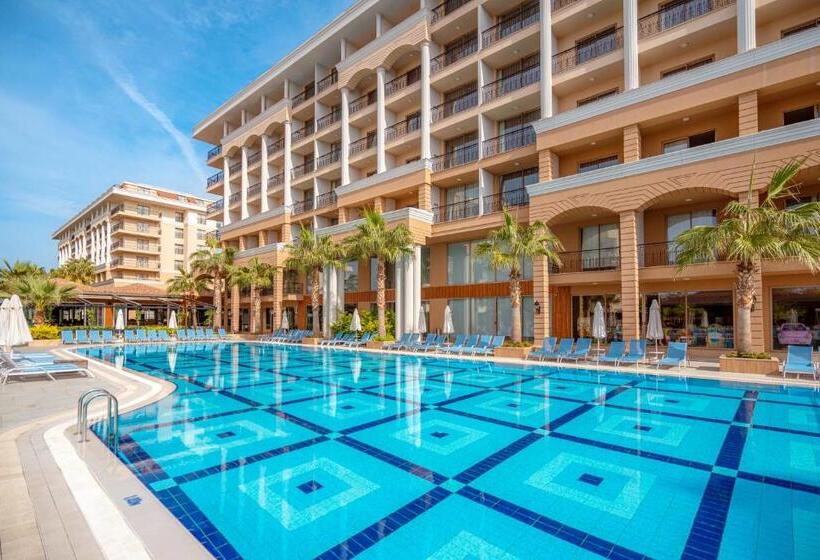 Номер Стандарт с Балконом, Sun Heaven Family & Spa