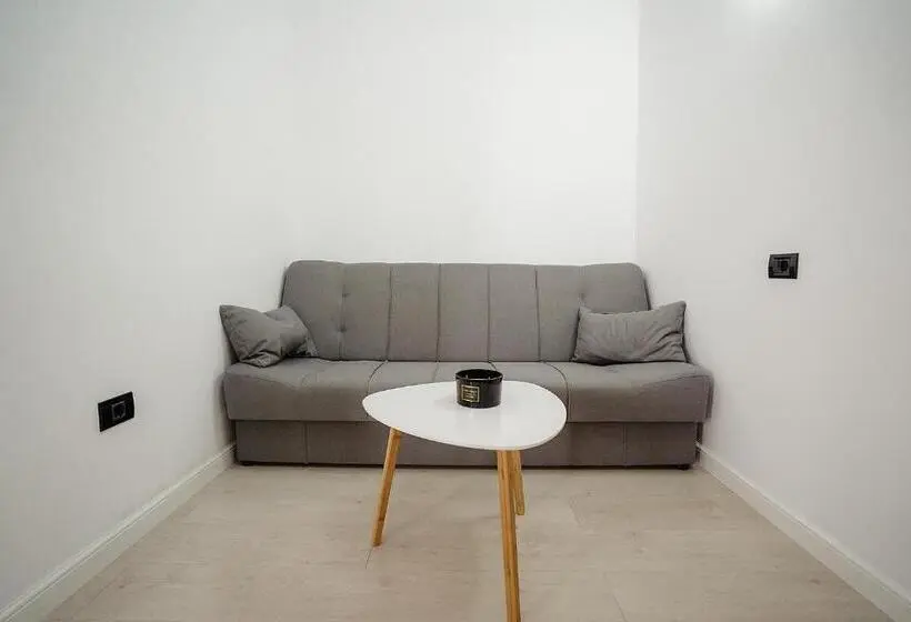 اتاق استاندارد چهار تخته, Casa Mecva
