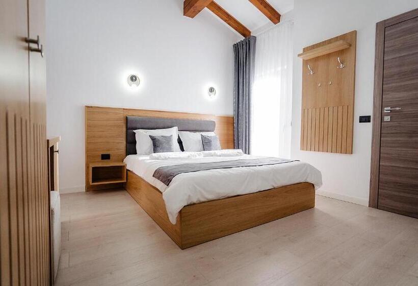 חדר סטנדרט לארבעה, Casa Mecva