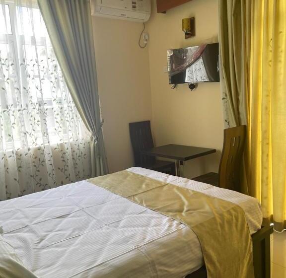 Номер Стандарт, Royal Residence Malabe