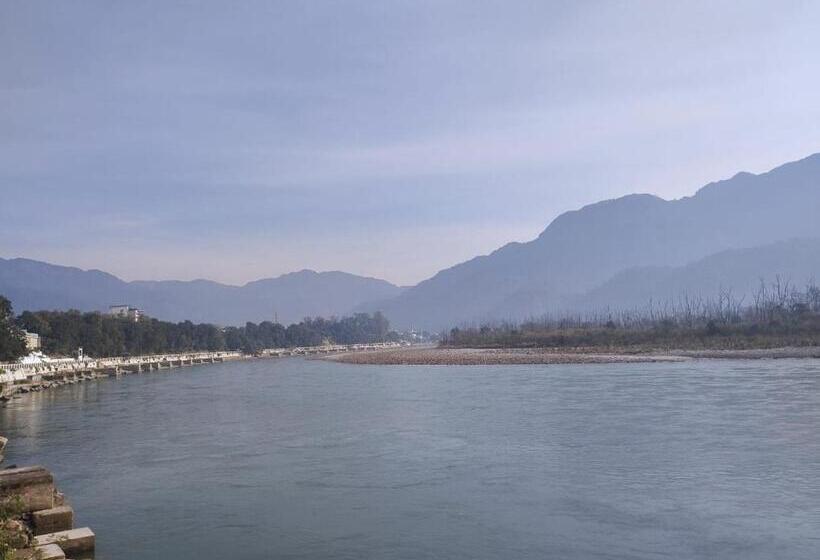 Quarto Estandar Vista Montanha, Tripta Guest House