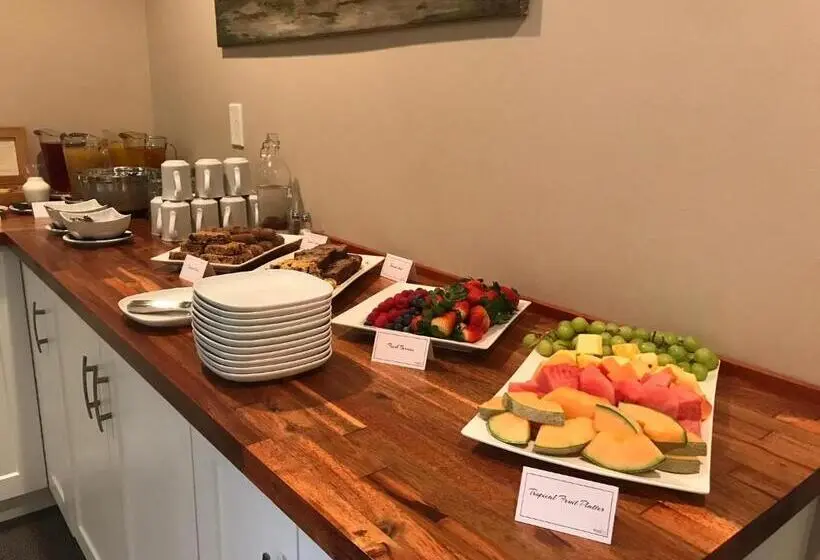 オーシャンビュースイート, Page S Inn On Silva Bay