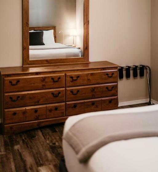 2 Yatak Odalı Süit, Page S Inn On Silva Bay