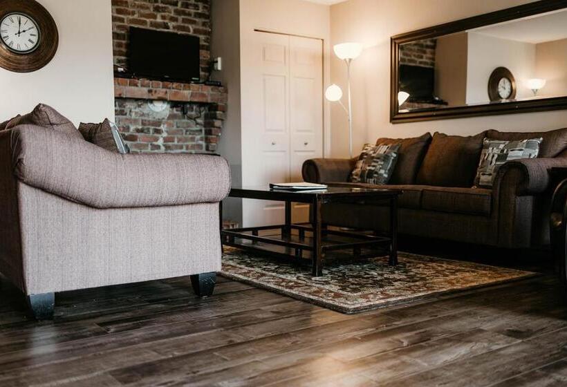 2 Yatak Odalı Süit, Page S Inn On Silva Bay