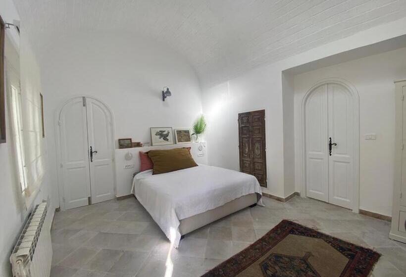 اتاق استاندارد با تخت بزرگ, Lella Zohra, Studio Avec Piscine à Sidi Bou Said