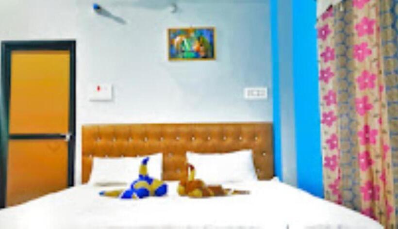 חדר דלוקס, Durga Palace,chapra