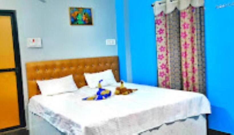デラックスルーム, Durga Palace,chapra