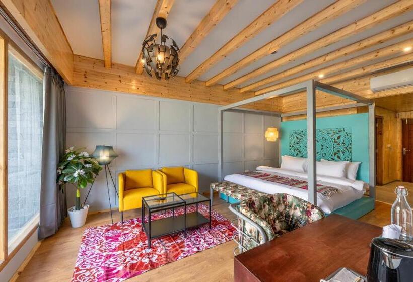 اتاق لوکس با بالکن, Echor Himalayan Heights Luxe Manali