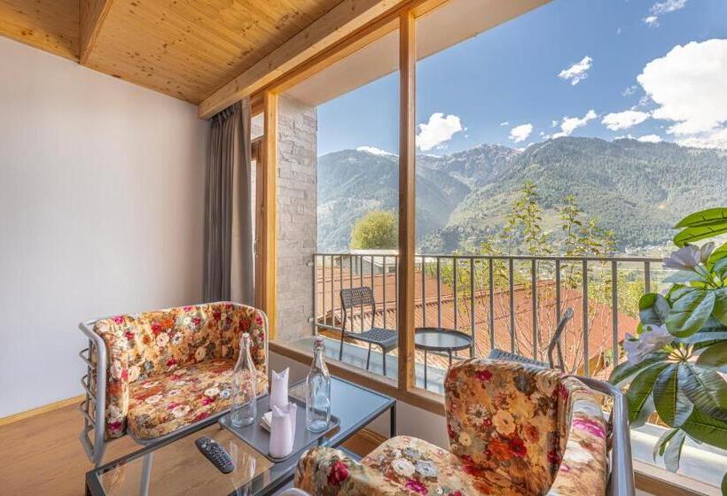 اتاق لوکس با بالکن, Echor Himalayan Heights Luxe Manali