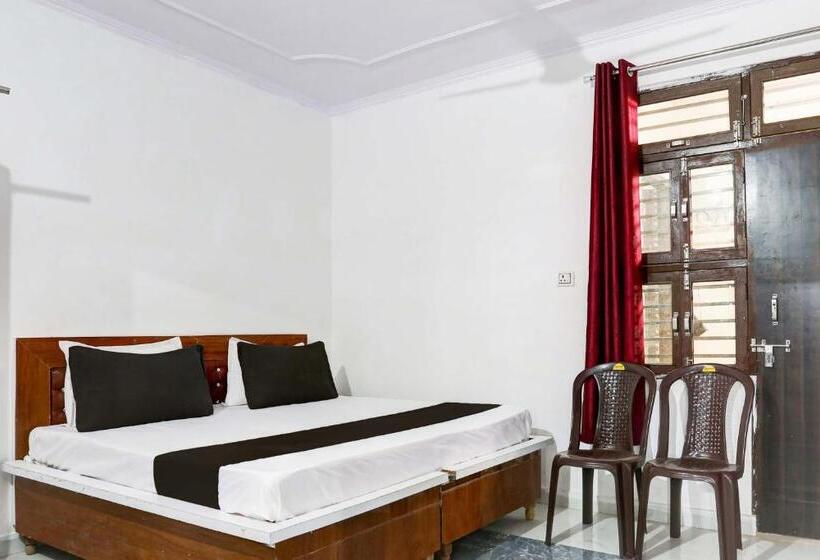 三人经典房间, Oyo Jr Guest House