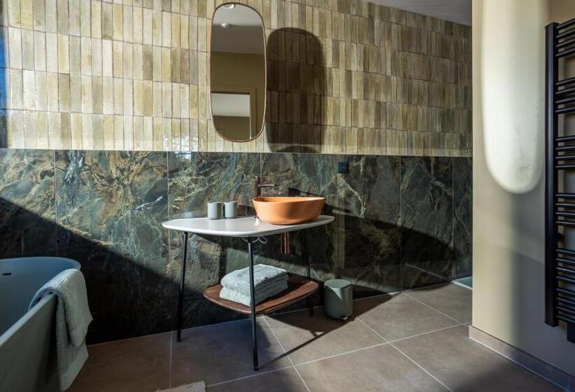 Люкс с Террасой, Serra Boutique Hôtel