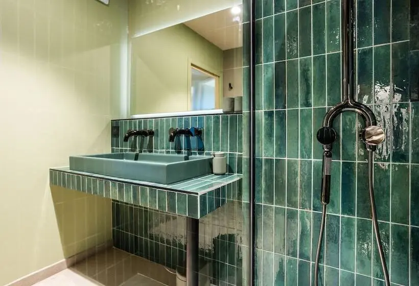اتاق خانوادگی, Serra Boutique Hôtel