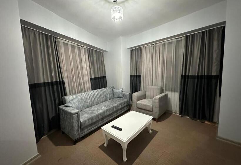 디럭스 4인 룸, Last Point Süit Apart