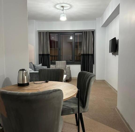 디럭스 4인 룸, Last Point Süit Apart