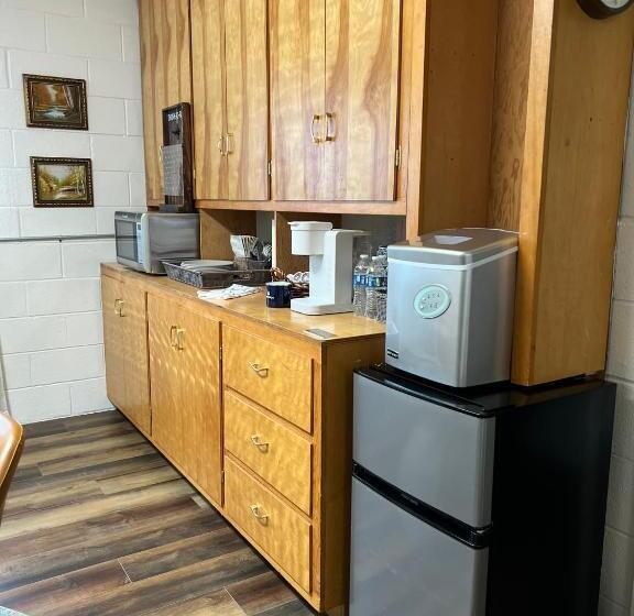 סוויטה משפחתית, Ponderosa Guest Suite