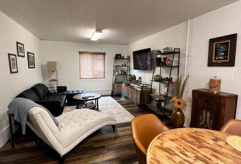 סוויטה משפחתית, Ponderosa Guest Suite