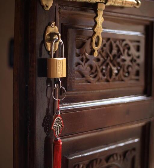 اتاق لوکس, Riad Touhfa Kasbah Marrakech