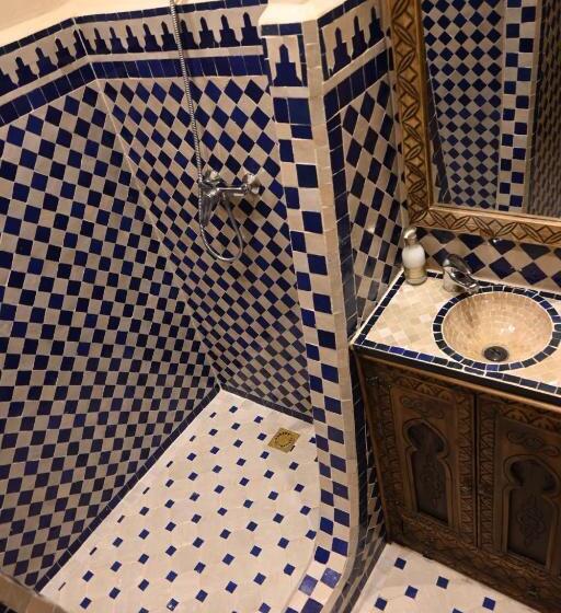 اتاق لوکس سه تخته, Riad Touhfa Kasbah Marrakech