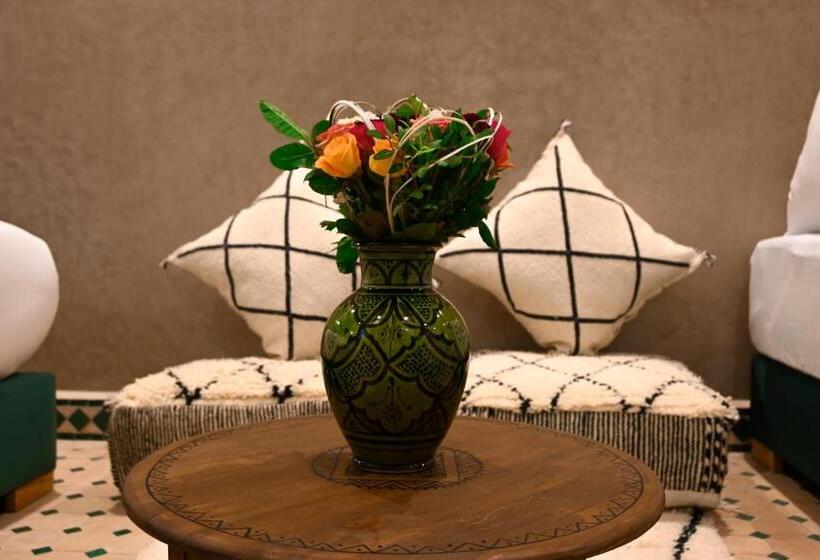 اتاق پریمیوم چهارنفره, Riad Touhfa Kasbah Marrakech