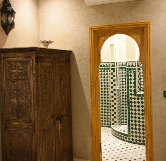 اتاق پریمیوم چهارنفره, Riad Touhfa Kasbah Marrakech