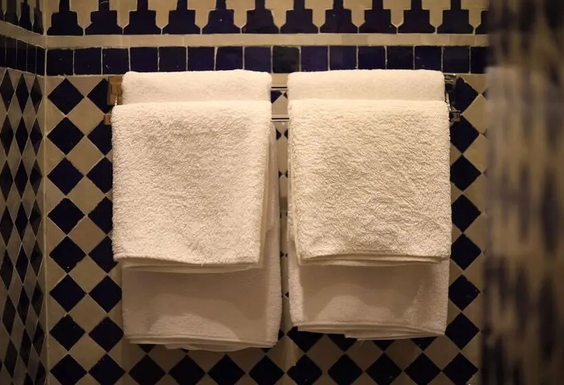 اتاق لوکس, Riad Touhfa Kasbah Marrakech