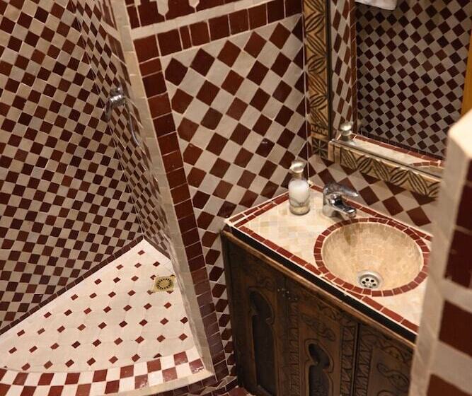 اتاق لوکس, Riad Touhfa Kasbah Marrakech