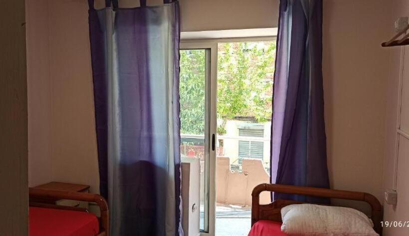 חדר סטנדרט, Royal Hostel