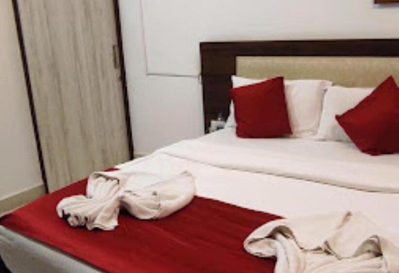 豪华房间, Skylight Royal Stay A Boutique Resort
