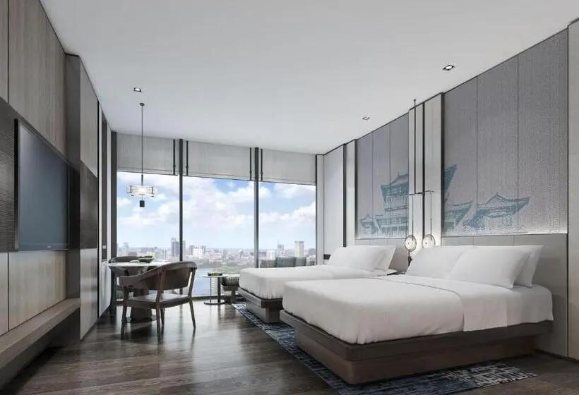 اتاق لوکس با چشم‌انداز دریاچه, Wuhan Marriott Hotel Wuchang