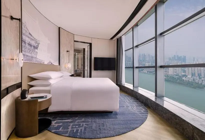 Standard studio with lake view, Wuhan Marriott Hotel Wuchang