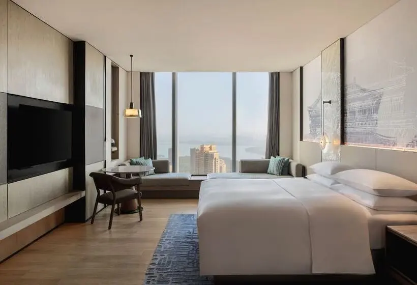 اتاق پریمیوم با چشم‌انداز دریاچه, Wuhan Marriott Hotel Wuchang