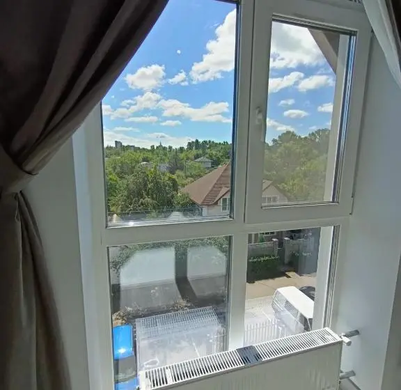 １ベッドルームアパートメント, Apartments Bis House
