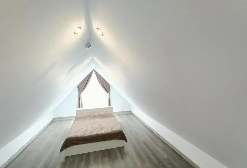 １ベッドルームアパートメント, Apartments Bis House