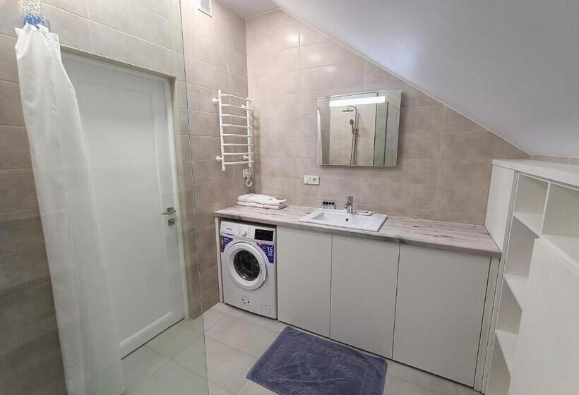 침실 1개 아파트, Apartments Bis House