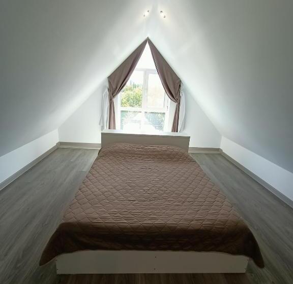 דירת חדר, Apartments Bis House