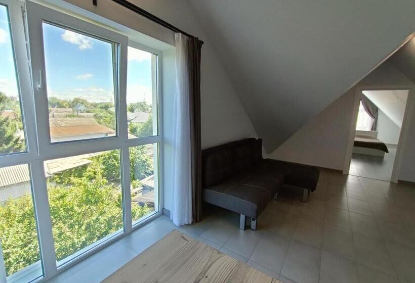 דירת חדר, Apartments Bis House