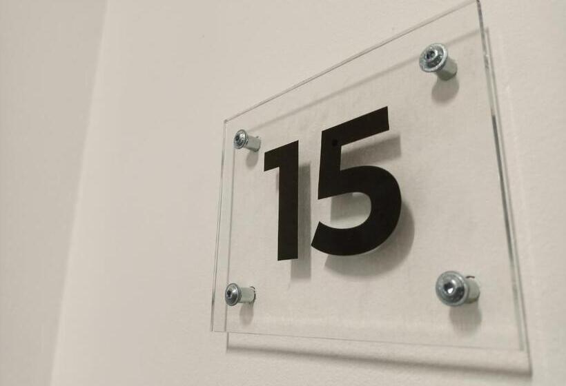 דירת חדר, Apartments Bis House