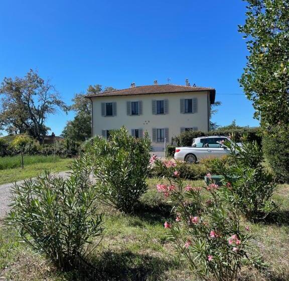 マウンテンビューデラックスルーム, Casa Le Rondini Toscana