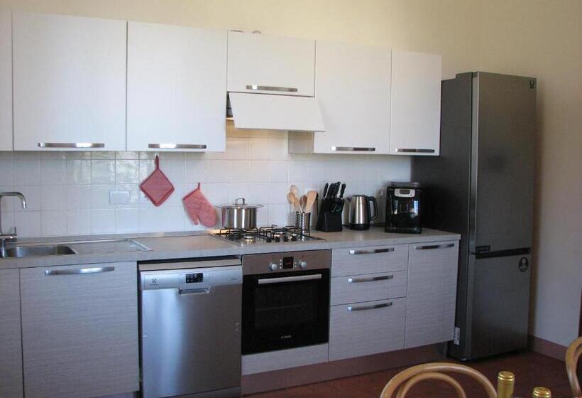 マウンテンビューデラックスルーム, Casa Le Rondini Toscana