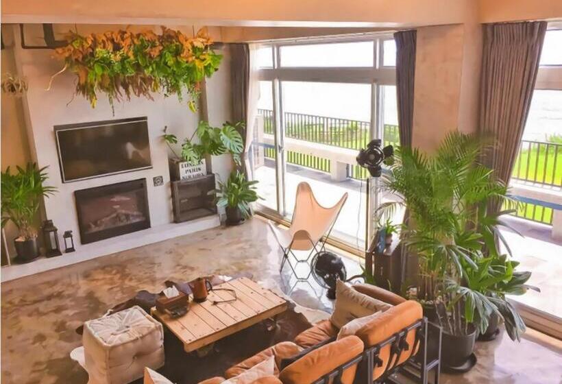 اتاق لوکس با بالکن و چشم‌انداز دریا, Noosa海岸行館