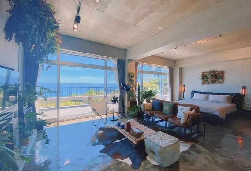 اتاق لوکس با بالکن و چشم‌انداز دریا, Noosa海岸行館