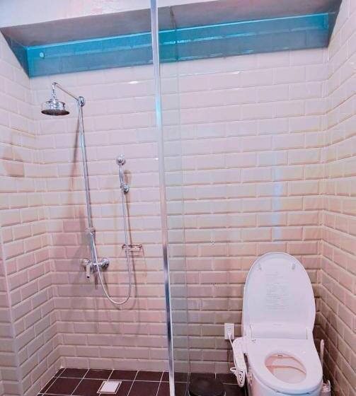 اتاق استاندارد با بالکن و چشم‌انداز دریا, Noosa海岸行館